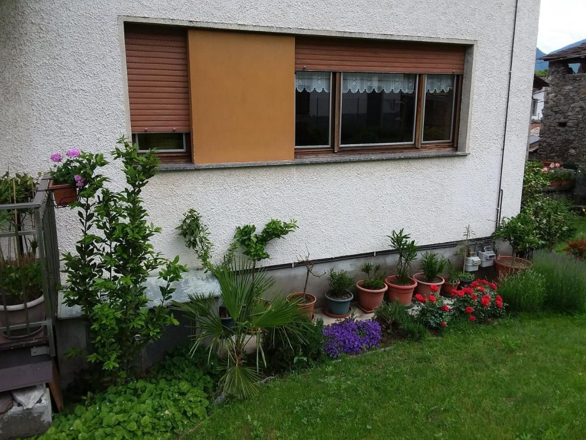B & B Sentiero Valtellina Castello dell'Acqua Exteriör bild